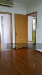 The Lakeshore (D22), Condominium #121114052